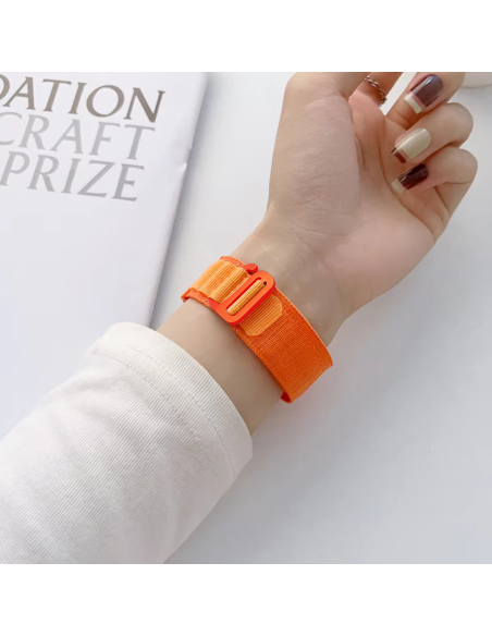 Smartwatch Ultra 49mm 7 Cinturini Notifiche Chiamate e App iOS e Android 7 in 1