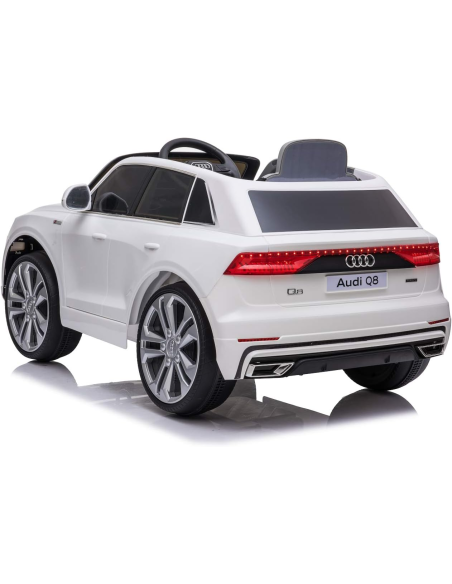 Macchinaper Elettrica  Bambini Audi Q8 LT985 Luci LED Lettore MP3 e Telecomando
