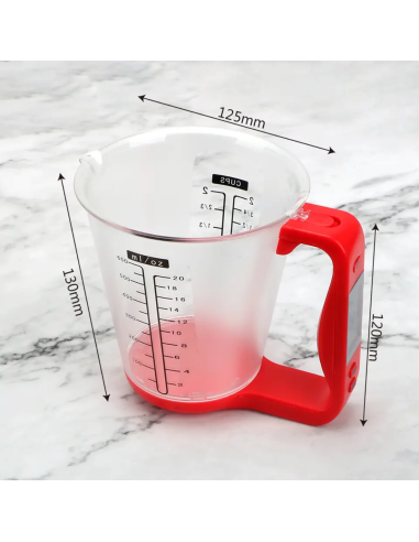 Caraffa con bilancia digitale pesa ingredienti...