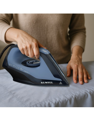 Ferro da Stiro a Vapore con Caldaia 2400W...