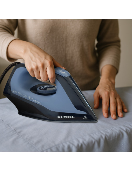 Ferro da Stiro a Vapore con Caldaia 2400W Capacità 1.5lt con Piastra in Ceramica