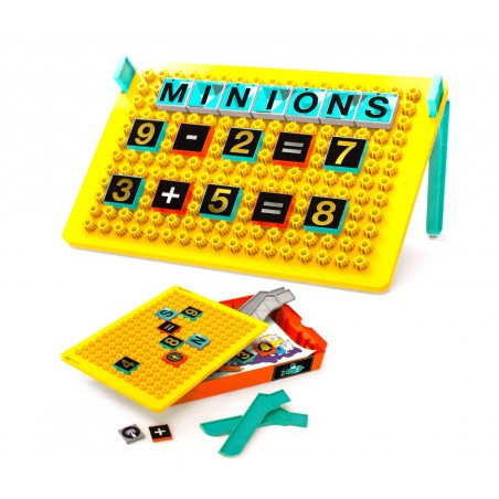 Banco creativo da disegno 098318 con puzzle e lavagna Cattivissimo me 3 Banco creativo da disegno 098318 con puzzle e lavagna Cattivissimo me 3