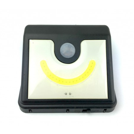 Lampada led energia solare per esterni con sensore di movimento e crepuscolare