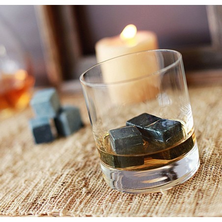 Maitre Chef 930486 set 8 Pietre ghiaccio 2x2x2 cm per whiskey con pouchette  Maitre Chef 930486 set 8 Pietre ghiaccio 2x2x2 cm per whiskey con pouchette