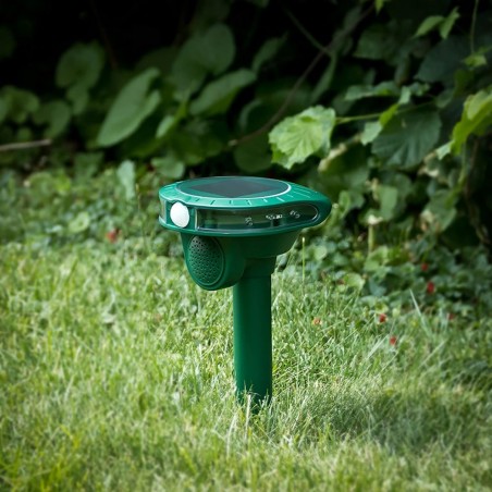 Repellente scaccia talpe e animali a ultrasuoni 136271 con pannello solare verde