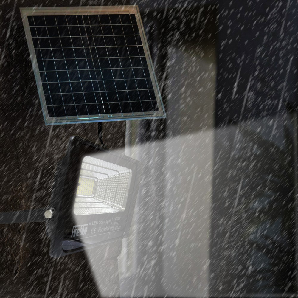 Faro led con ricarica solare 40W impermeabile...