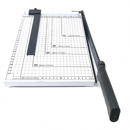 Tagliacarte con griglia A4 e righello art. 870011 taglierina a leva ghigliottina