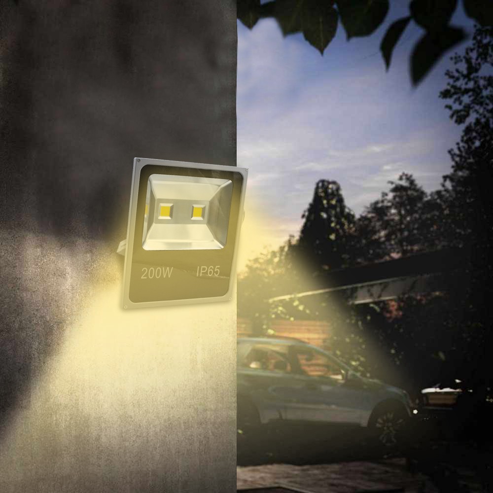 Faro LED 200W Luce Calda per Esterno...