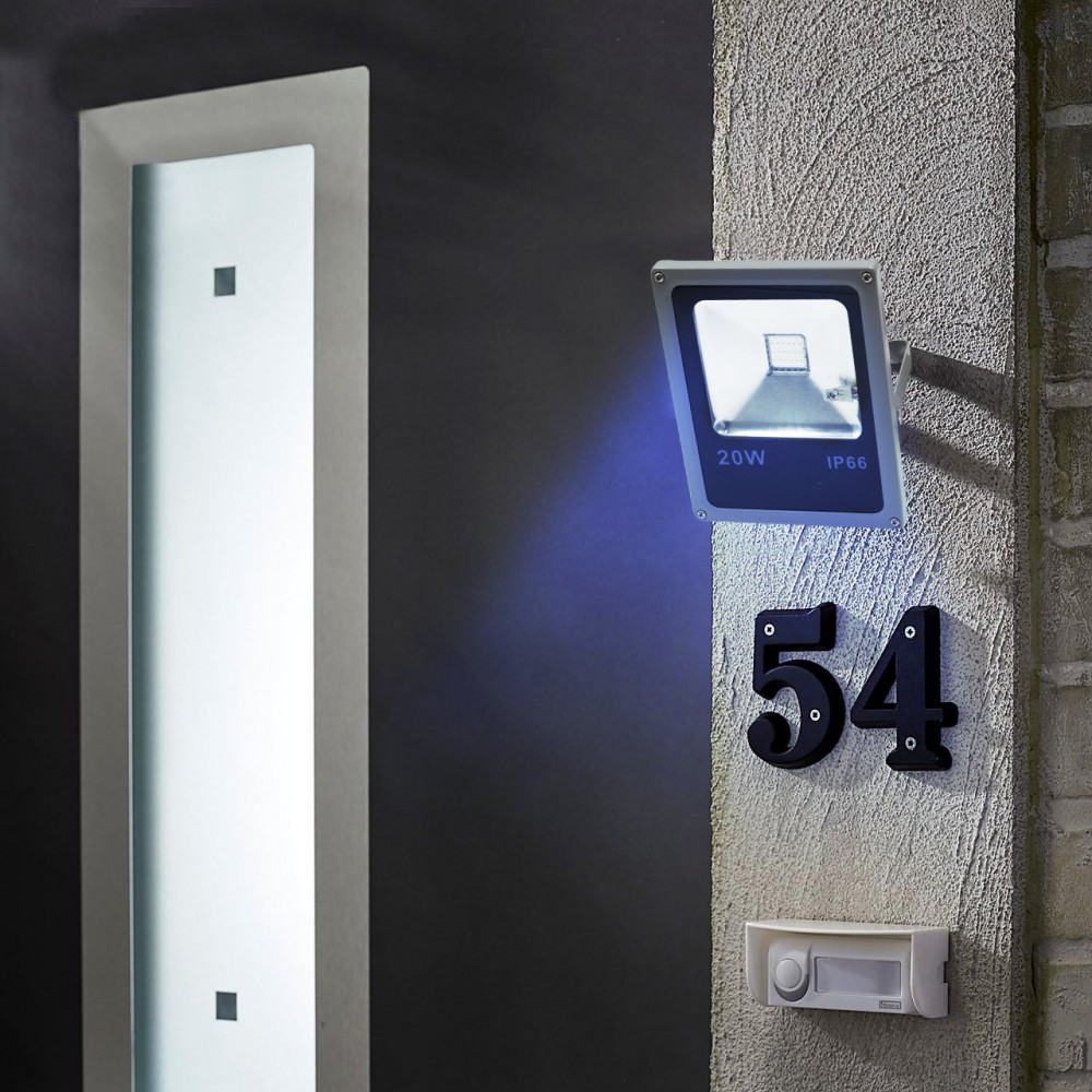 Faro LED RGB da 20w per Esterno Staffa e...