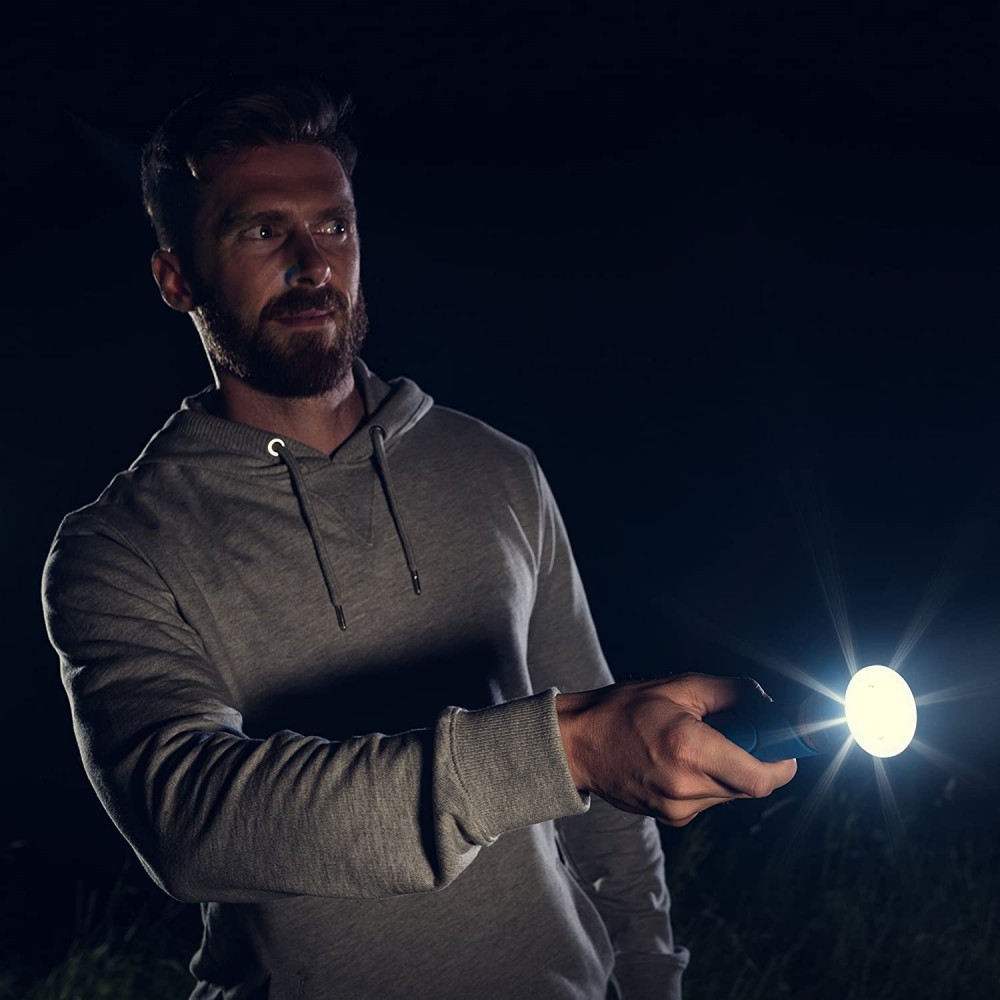 Torcia LED VARTA Outdoor Sports F30 con Apri...