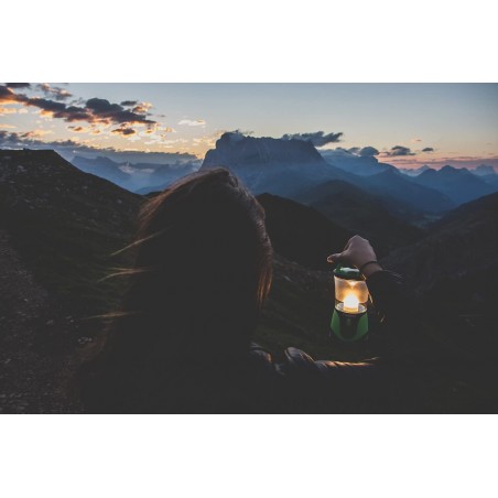 Lanterna VARTA Outdoor Sports Torcia Portatile Luce Calda 3W Lampada con Gancio