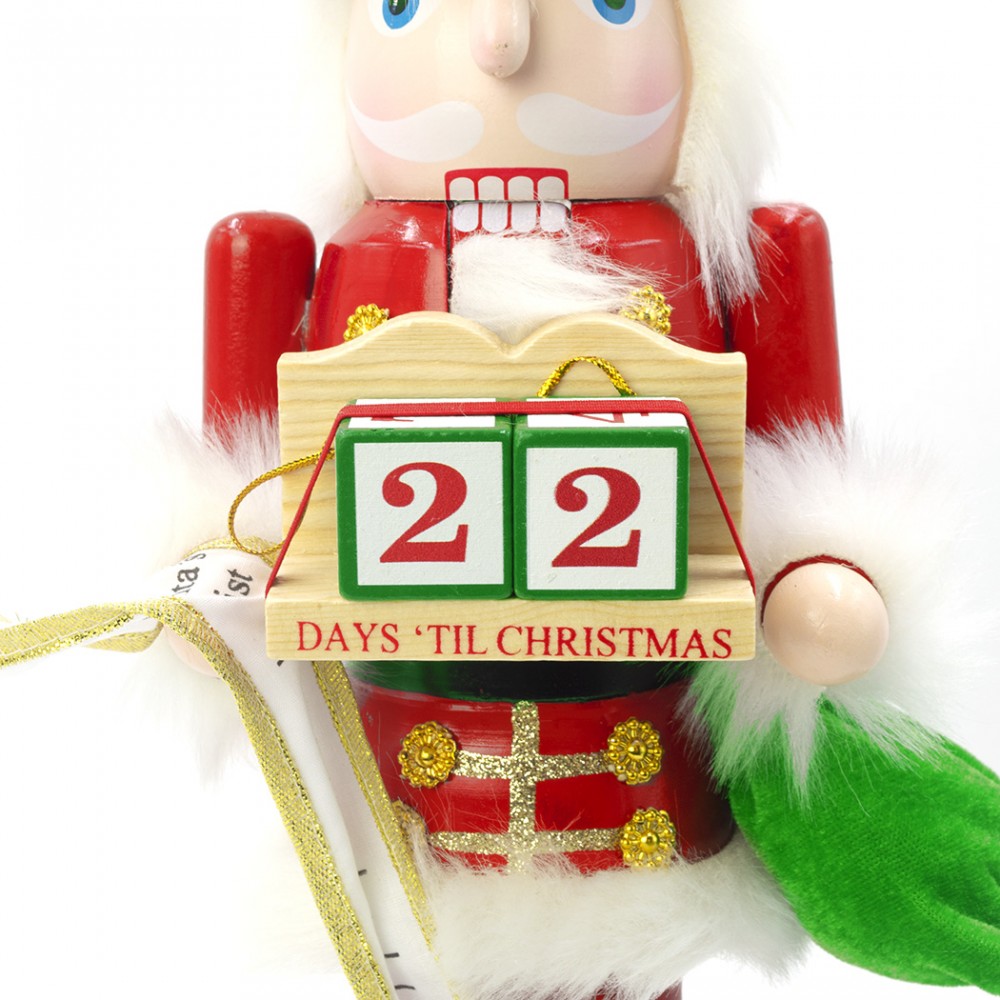 Soldato schiaccianoci di Natale con calendario...