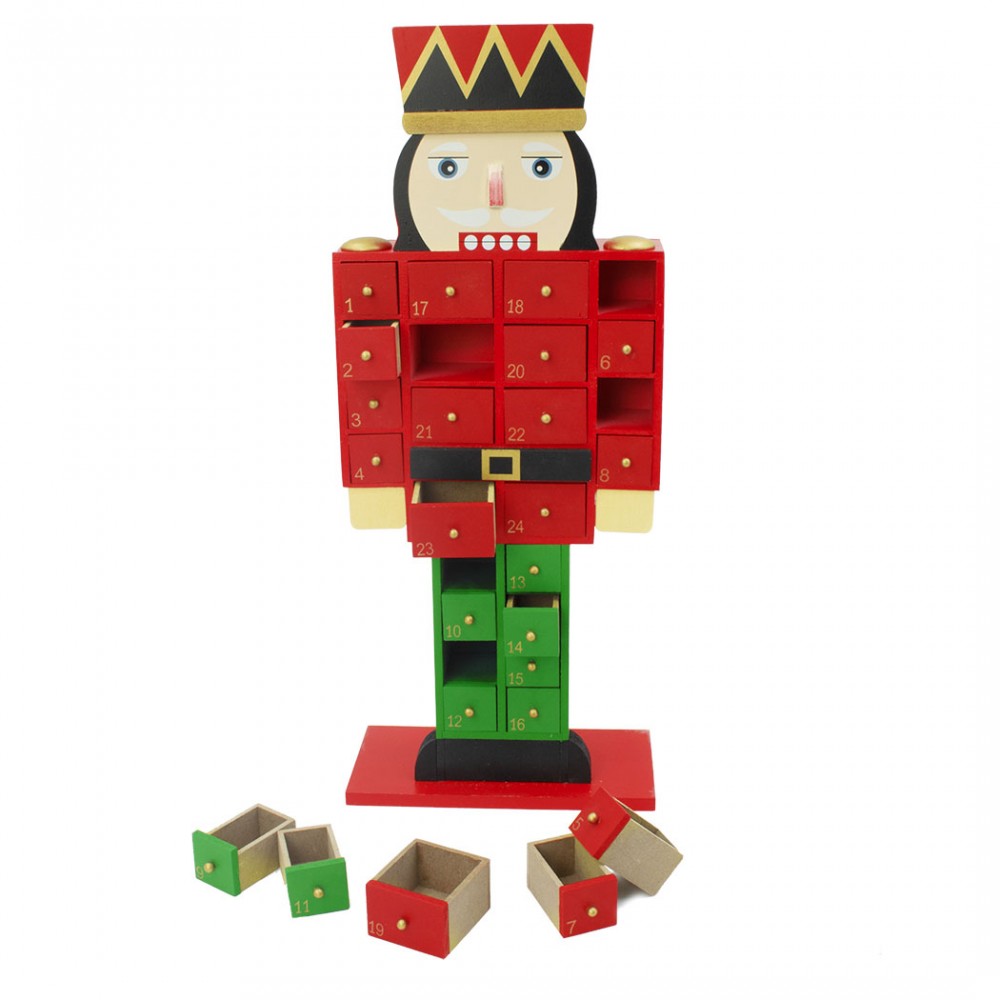 Soldato schiaccianoci con calendario...