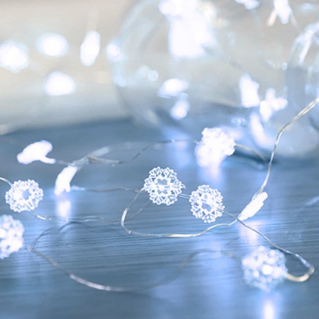 Serie 50 led LUCI NATALIZIE da INTERNO 561086 forma di fiocco di neve a batterie