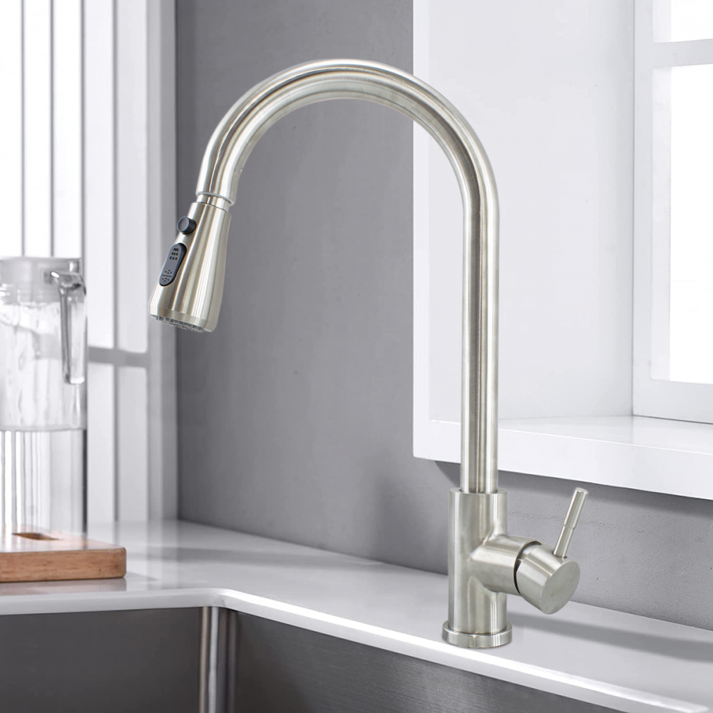 Rubinetto Banff per Lavello in Acciaio Inox con Doccetta Estraibile Monocomando