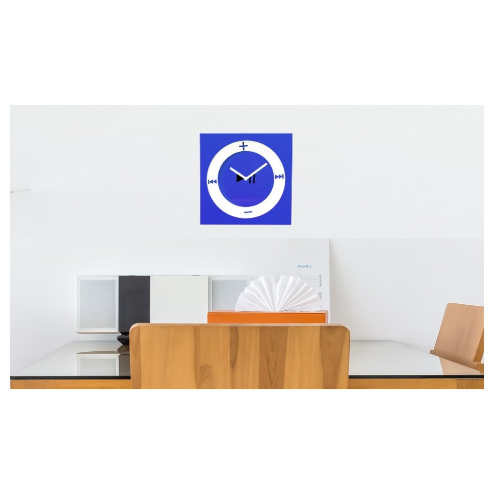 Orologio da parete design MP3 disponibile in due varianti 26  x 26 cm
