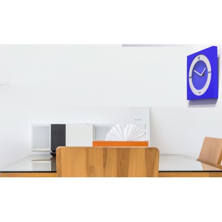 Orologio da parete design MP3 disponibile in due varianti 26  x 26 cm