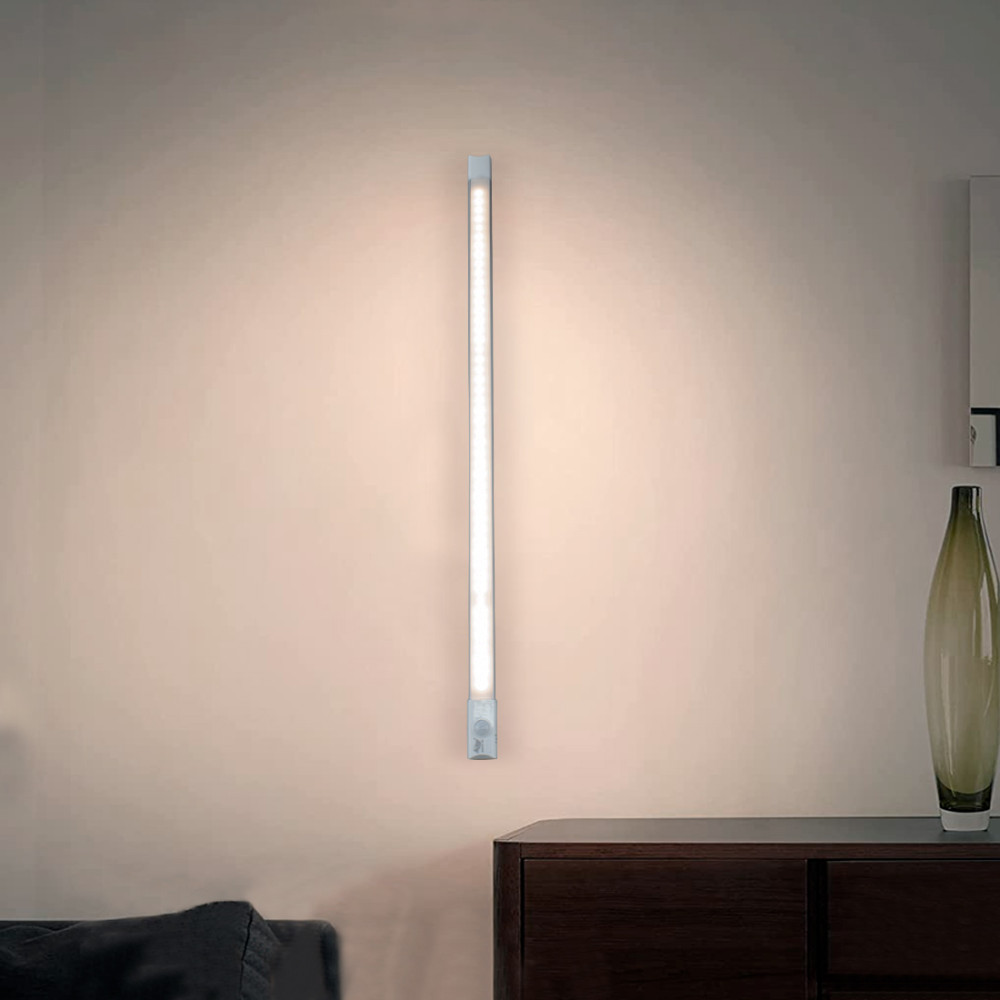 Striscia 48 LED Luce Naturale da Armadio 58cm...