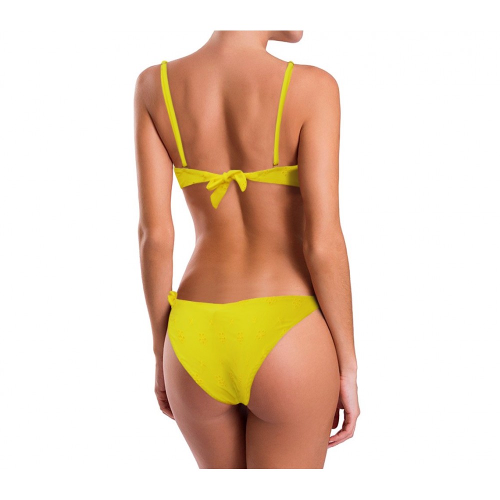 Bikini Elegante Con Perline Alla Moda Look