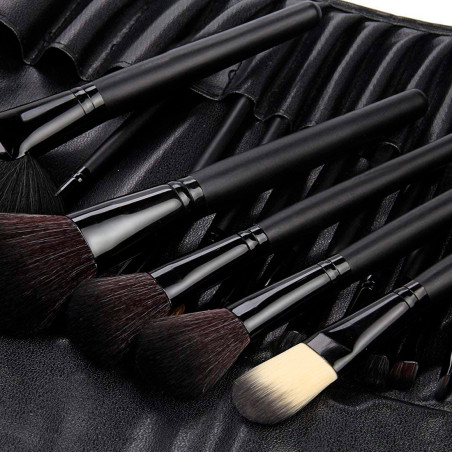 Set 24 Pennelli Make Up Professionali per Fondotinta e Ombretti con Custodia