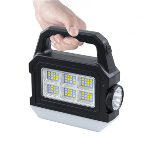 Torcia LED Portatile Strobo Ricarica Solare Multifunzione...