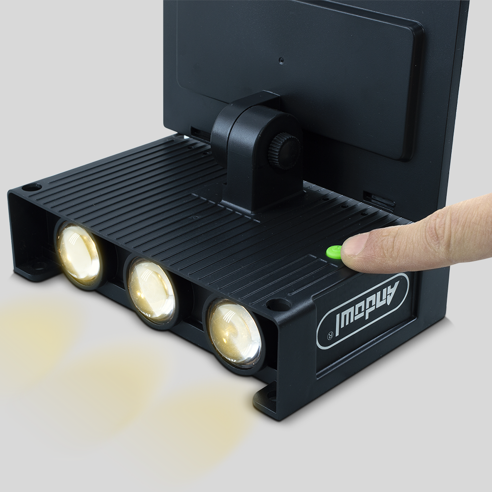 Lampada da Parete 6 LED con Pannello Solare 7W...