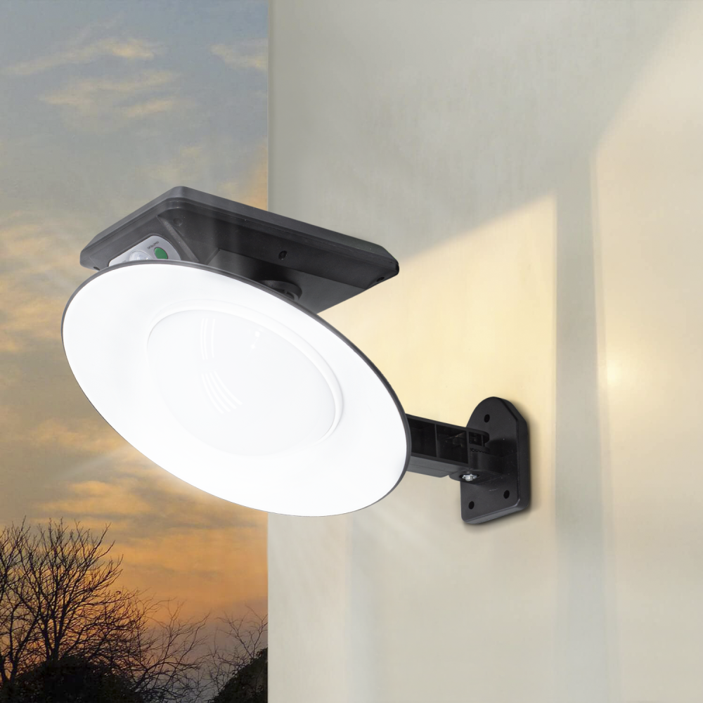 Lampada LED Ricarica Energia Solare IP65 Con...