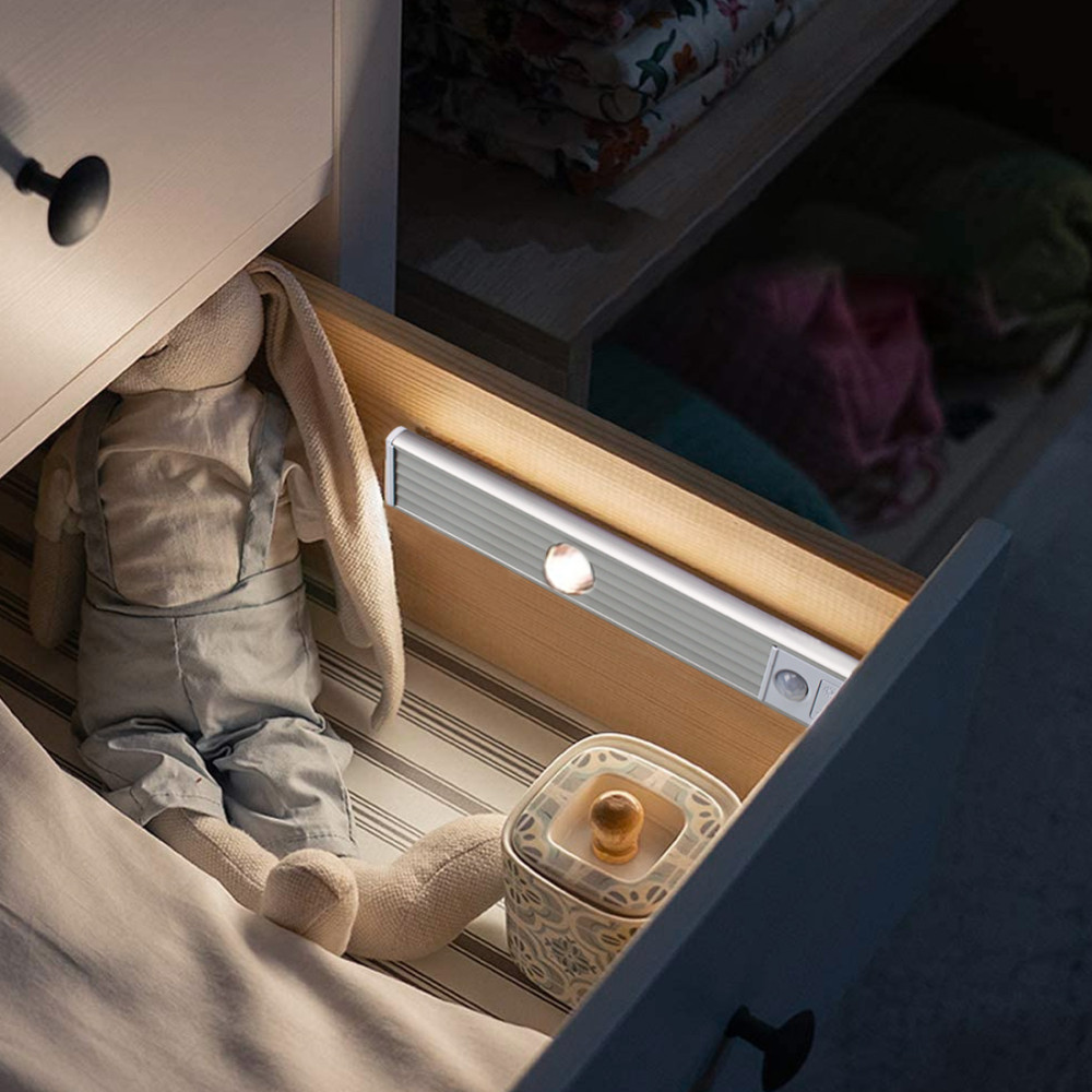 Striscia LED Magnetica Luce Intelligente 20cm...